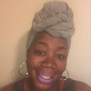 Meet your Posher, Erika